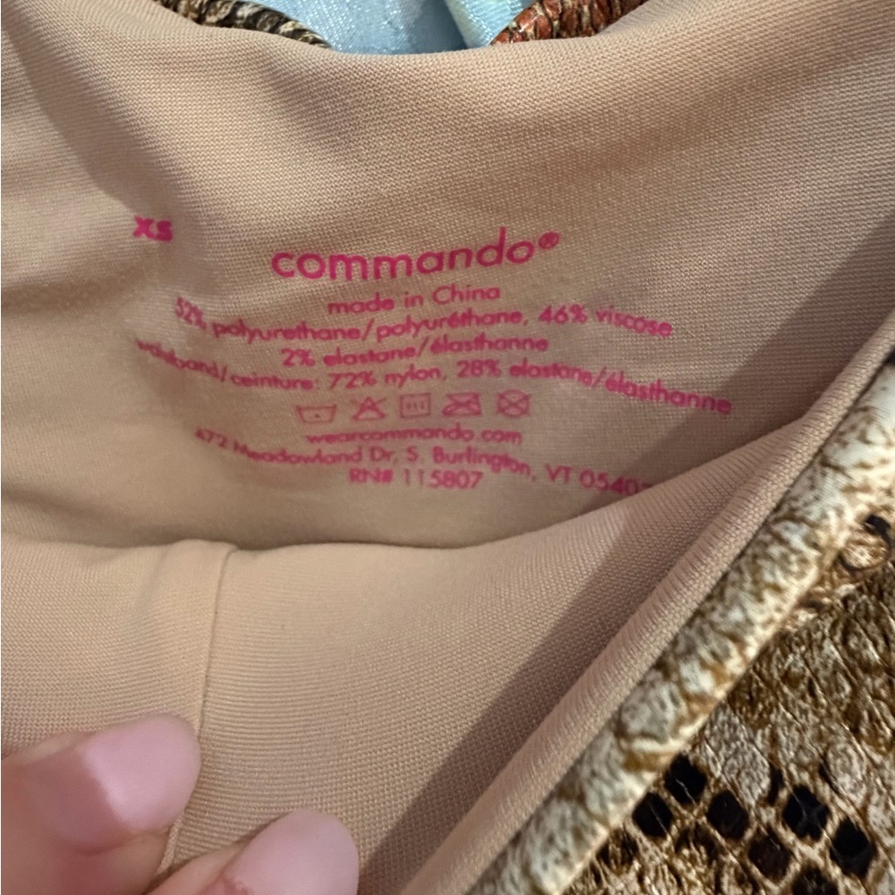 Commando Faux Leather Control Smoothing Legging In Cocoa Python XS - Picture 13 of 15
